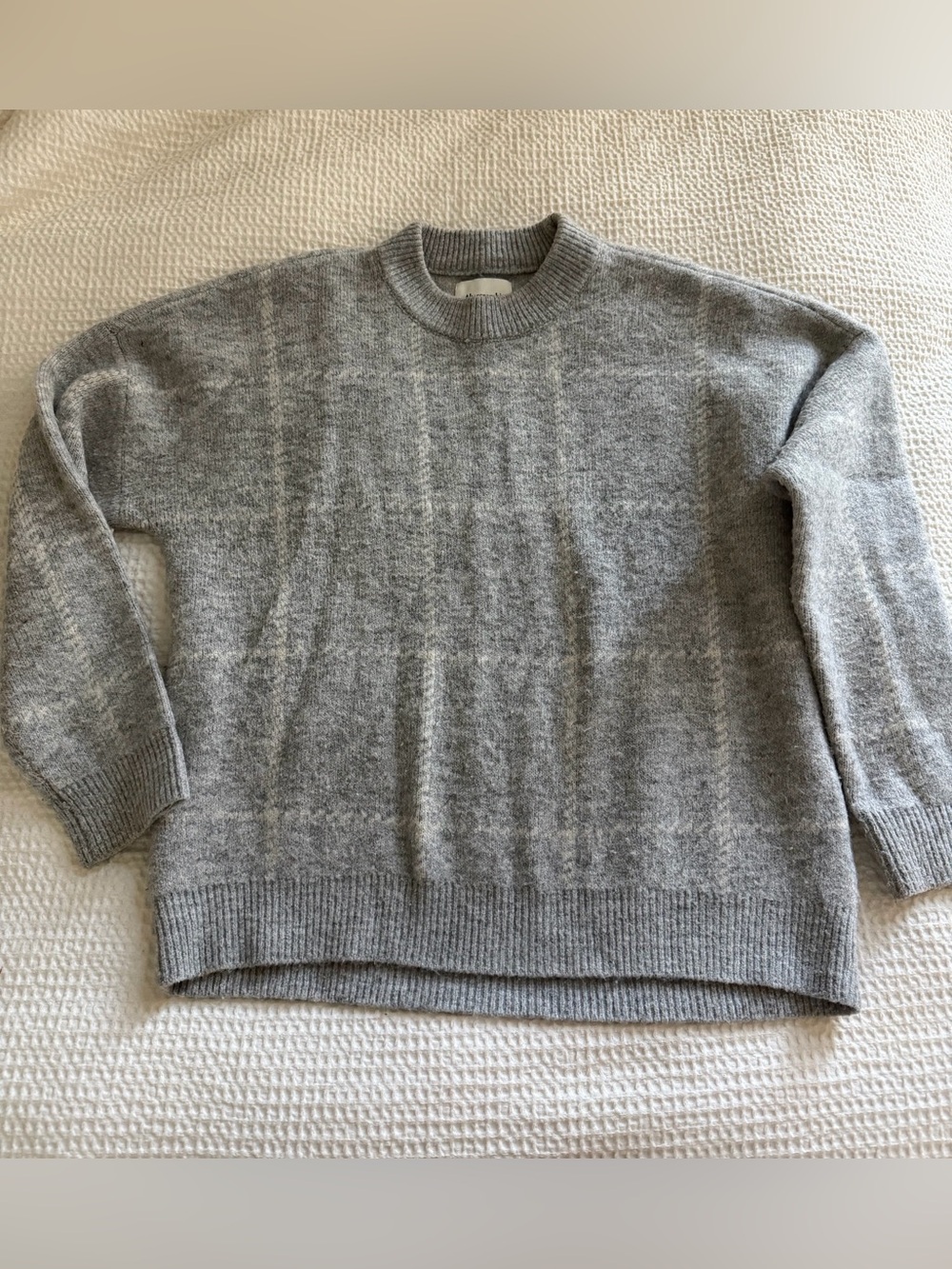 Abercrombie & Fitch Heather Grey Crewneck Sweater